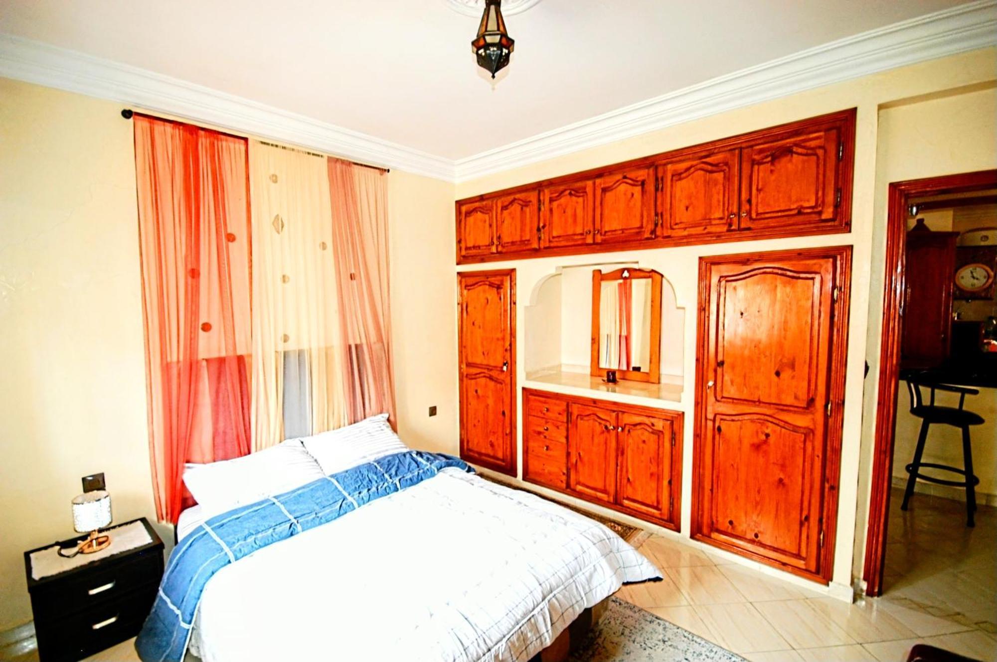 Vintage Full Equipe Apartment